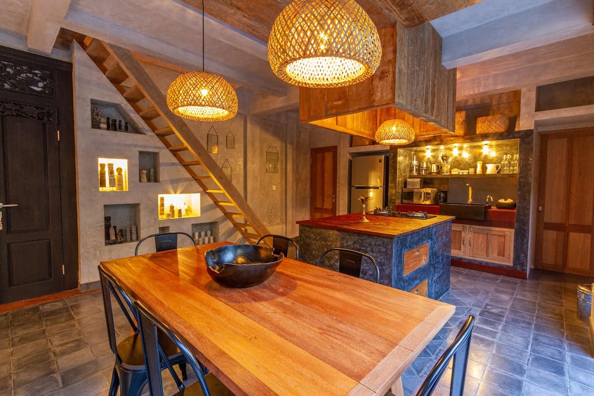 A Comfortable Dining Table at Villa Palm Jari 2 Canggu Villas