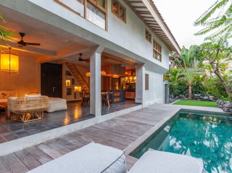A Stunning Palm Jari 2 Canggu Villas